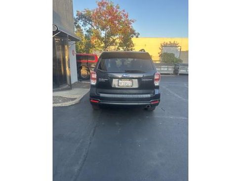 Used 2018 Subaru Forester 2.5i Limited image 2