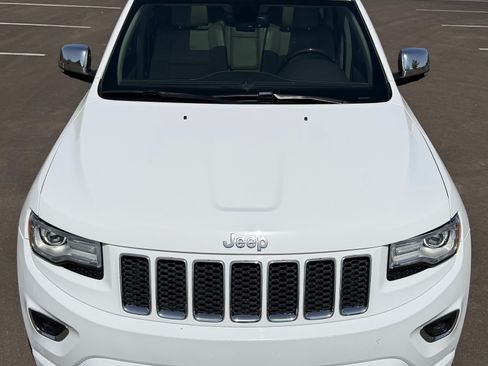 Used 2015 Jeep Grand Cherokee Overland w/ Trailer Tow Group IV RWD image 2