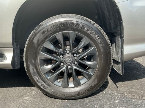Used 2022 Lexus GX 460 Premium AWD/4WD image 6