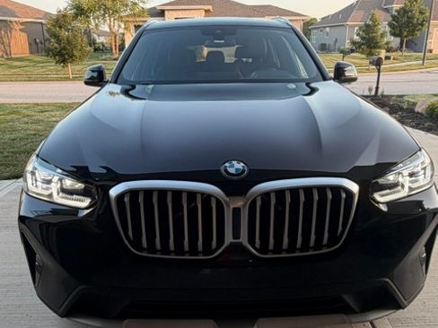 Used 2024 BMW X3 xDrive30i w/ Premium Package AWD/4WD image 4