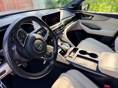 Used 2025 Acura MDX A-Spec AWD/4WD image 8