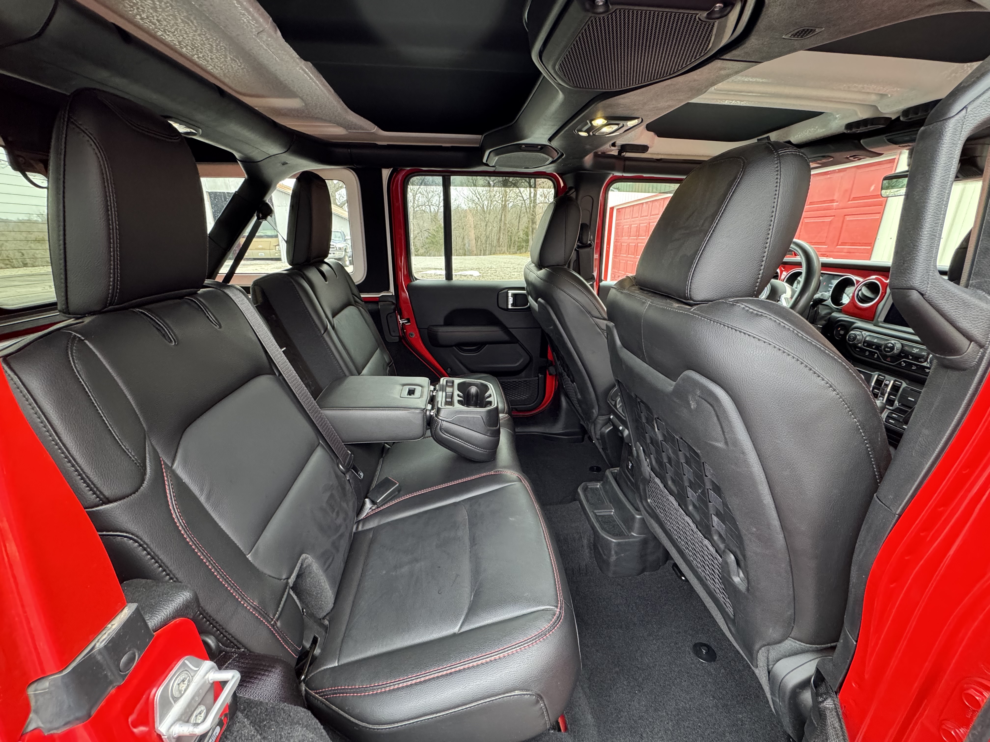 Used 2021 Jeep Wrangler Unlimited Rubicon AWD/4WD image 10