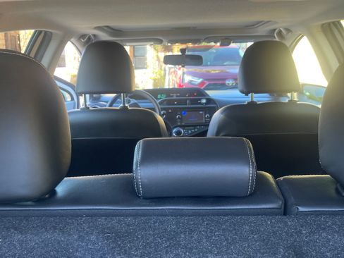 Used 2012 Toyota Prius C Four FWD image 15