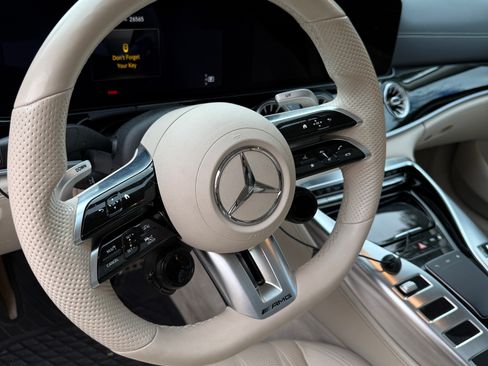 Used 2022 Mercedes-Benz AMG GT 43 image 9