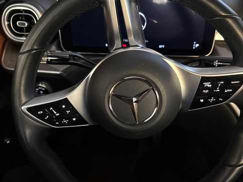 Used 2023 Mercedes-Benz C 300 4MATIC Sedan image 10