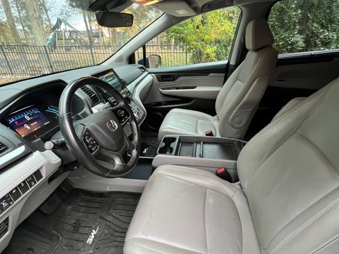 Used 2019 Honda Odyssey EX-L image 9