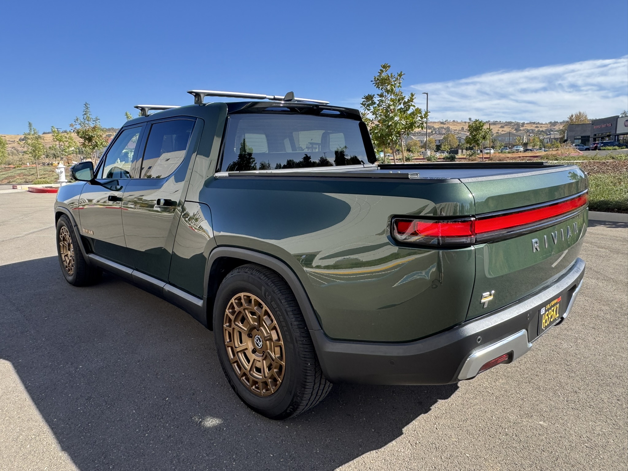 Used 2022 Rivian R1T Adventure AWD/4WD image 9