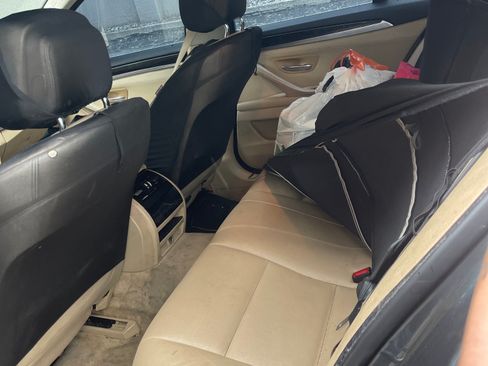Used 2013 BMW 528i Sedan RWD image 4