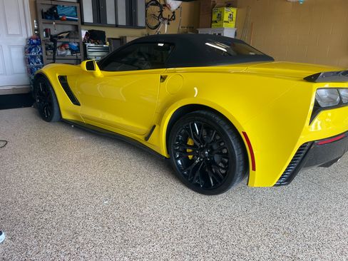Used 2016 Chevrolet Corvette Z06 w/ 3LZ Preferred Equipment Group RWD image 14