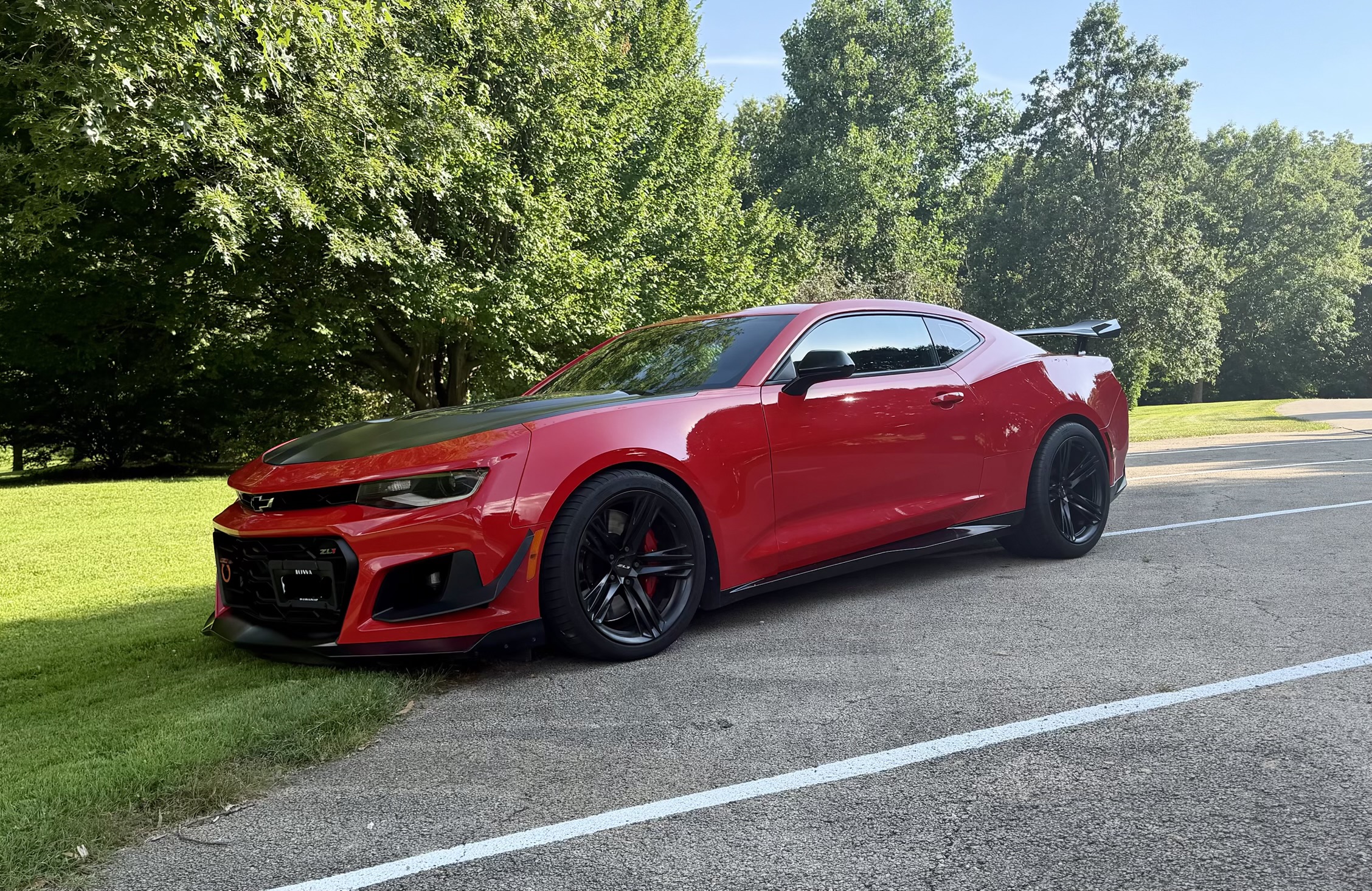 Used 2018 Chevrolet Camaro ZL1 RWD image 2