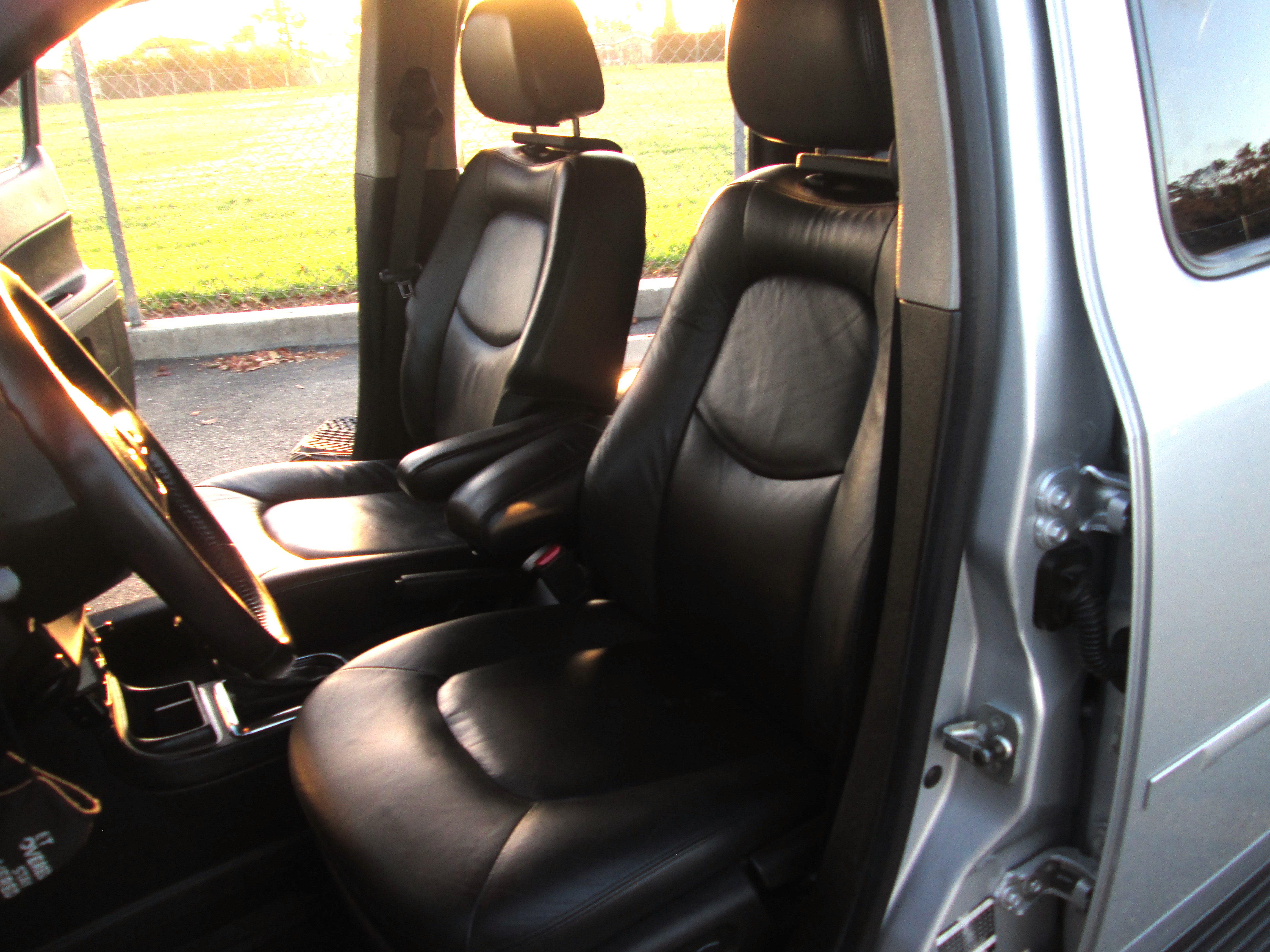 Used 2010 Chevrolet HHR LT w/ LT Preferred Equipment Group FWD image 17