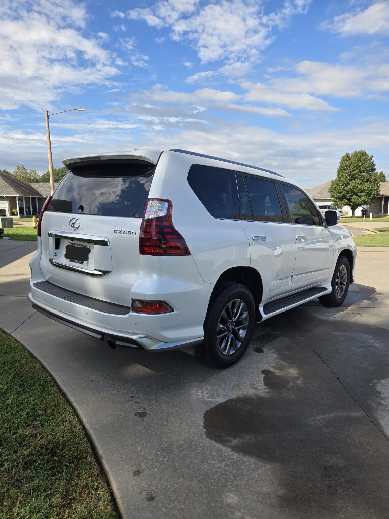 Used 2019 Lexus GX 460 Premium AWD/4WD image 4