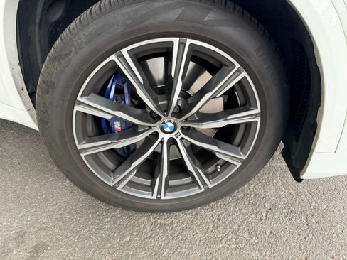 Used 2019 BMW X5 xDrive40i w/ M Sport Package AWD/4WD image 5