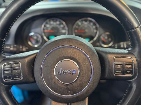 Used 2017 Jeep Wrangler Unlimited Sport w/ Quick Order Package 24S image 13