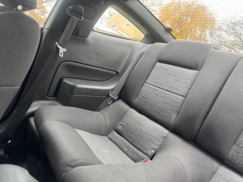 Used 2007 Ford Mustang Coupe image 13