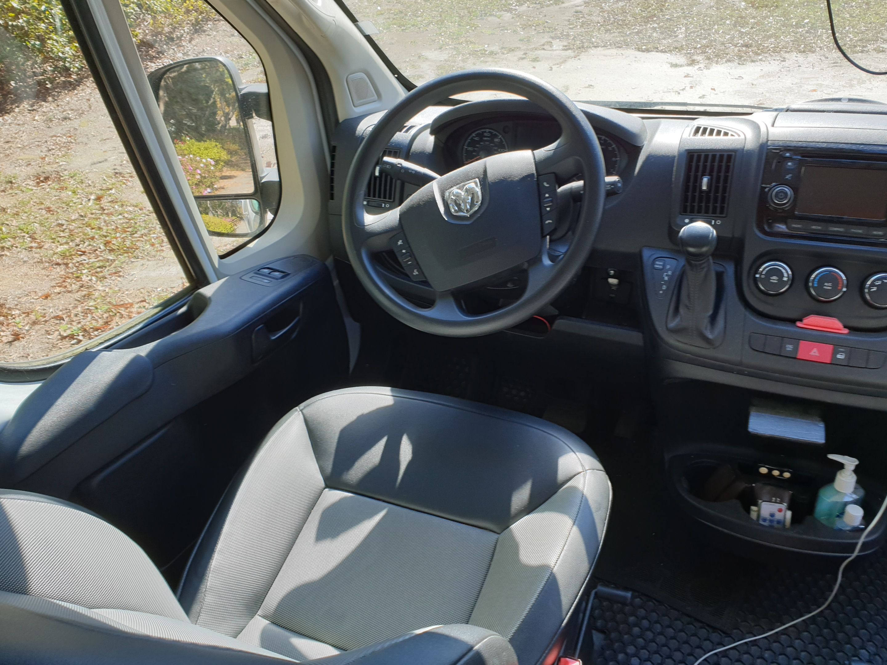 Used 2017 RAM ProMaster 2500 w/ Mopar Trailer Tow Group FWD image 4