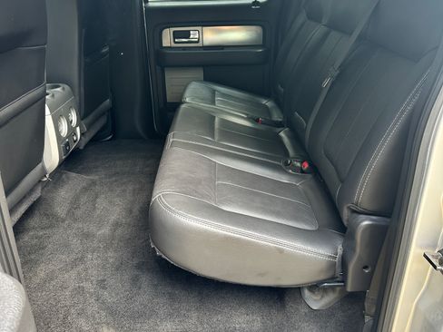 Used 2014 Ford F150 FX4 w/ Equipment Group 402A Luxury AWD/4WD image 10