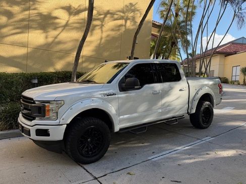 Used 2019 Ford F150 XLT w/ Equipment Group 302A Luxury image 5