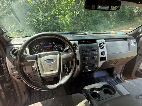 Used 2012 Ford F150 XLT w/ XLT Chrome Pkg AWD/4WD image 8