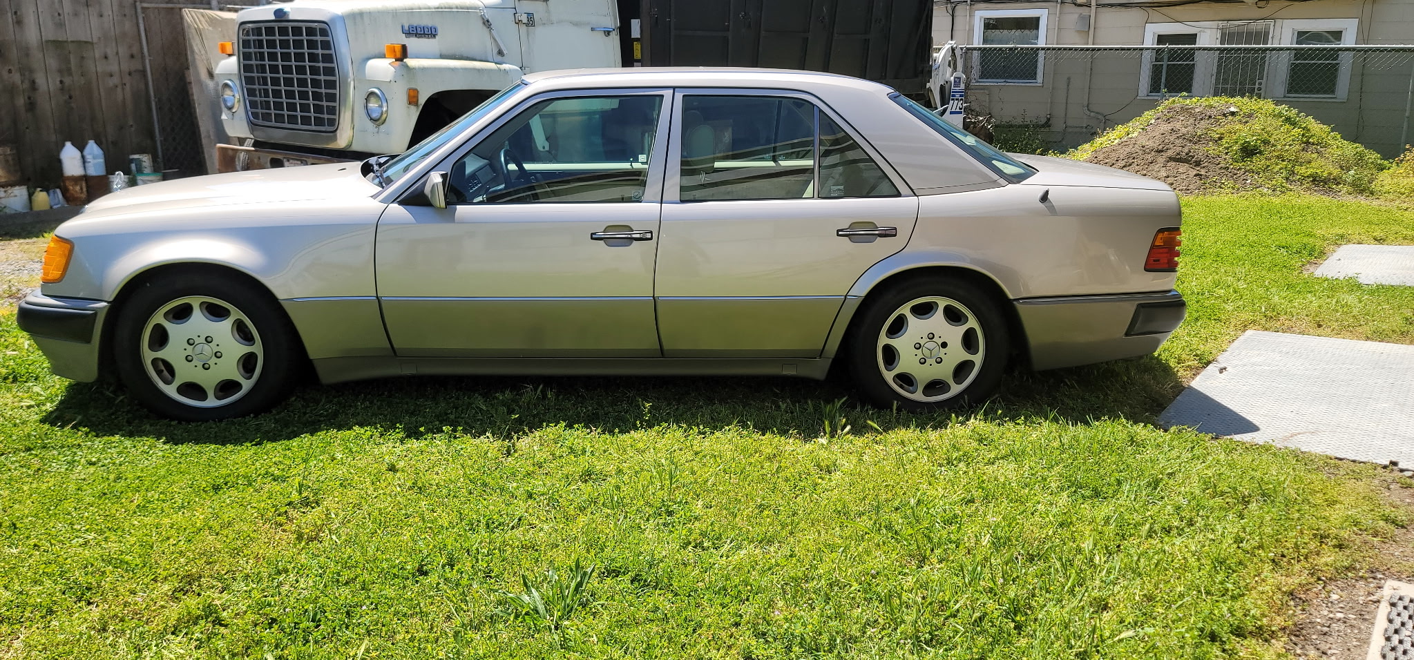 Used 1993 Mercedes-Benz 500 E image 5