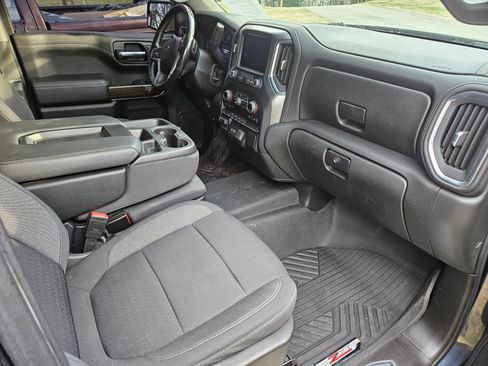 Used 2021 Chevrolet Silverado 1500 RST image 5