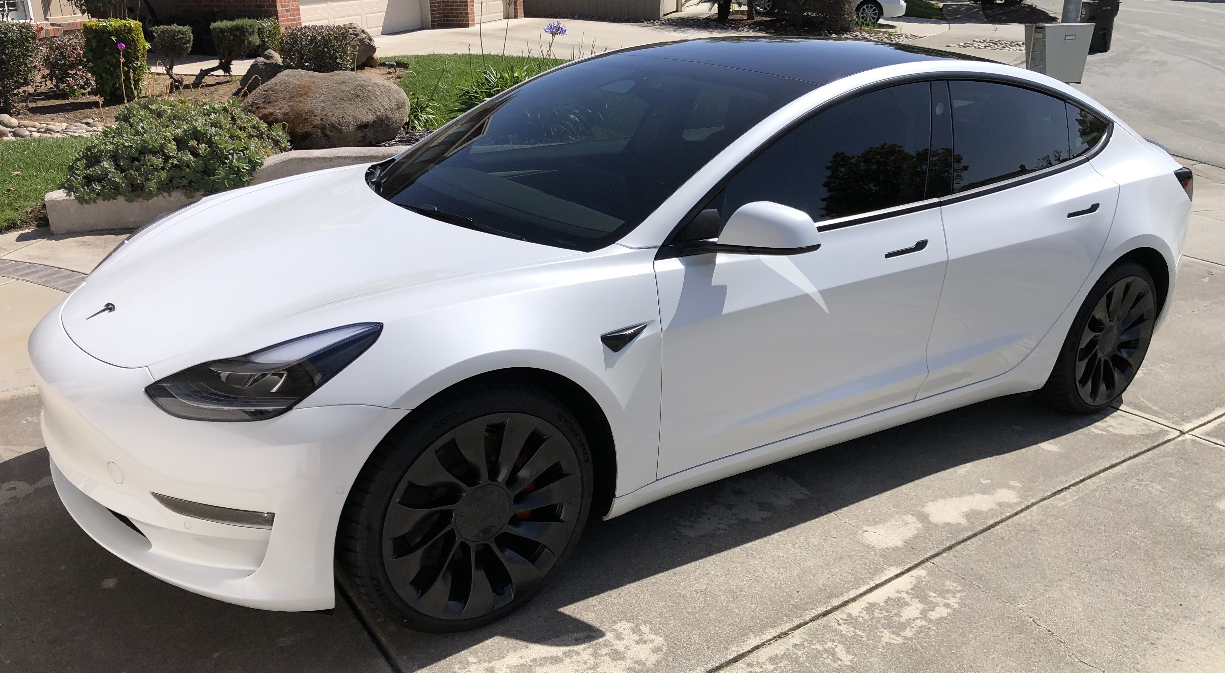 Used 2022 Tesla Model 3 Performance AWD/4WD image 1