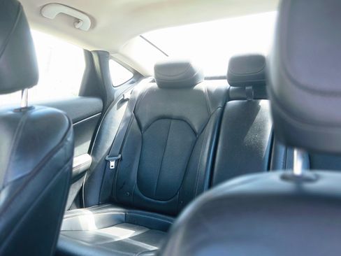 Used 2015 Chrysler 200 C w/ Navigation & Sound Group I image 12