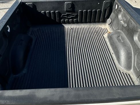 Used 2017 Chevrolet Silverado 1500 LT w/ Texas Edition image 17