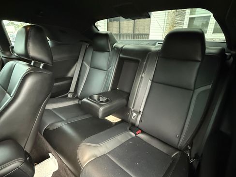 Used 2017 Dodge Challenger R/T Plus image 26