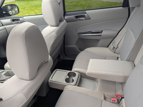 Used 2013 Subaru Forester 2.5X Premium image 12