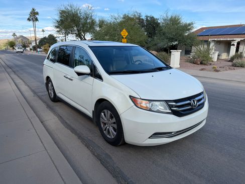 Used 2014 Honda Odyssey EX-L image 4