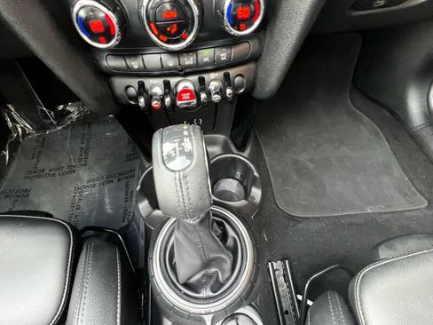 Used 2017 MINI Cooper S image 10