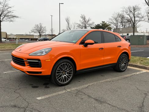 Used 2021 Porsche Cayenne Sport Utility 4D image 8