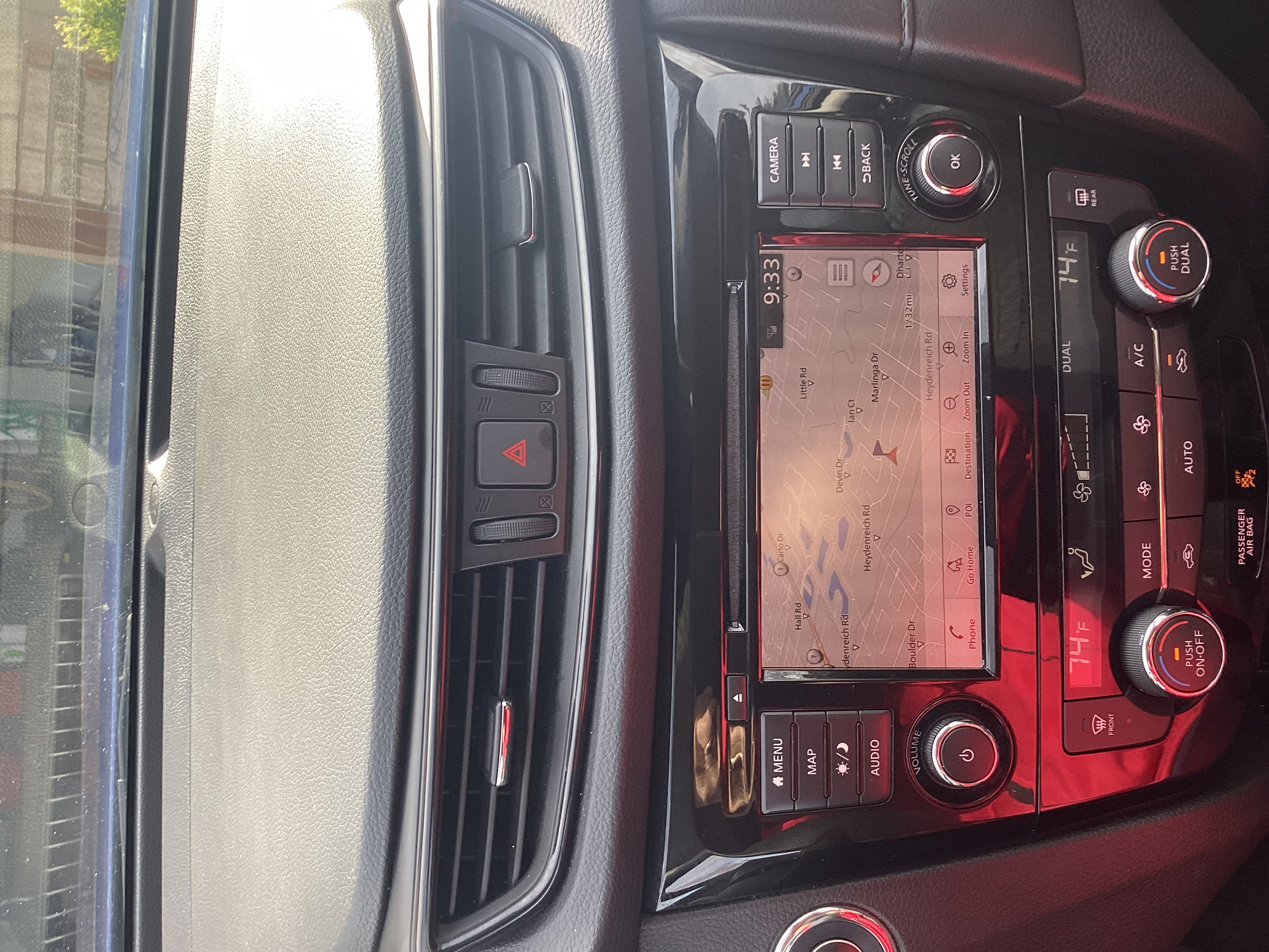 Used 2019 Nissan Rogue SV w/ Premium Package FWD image 11