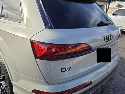 Used 2023 Audi Q7 3.0T Prestige image 5