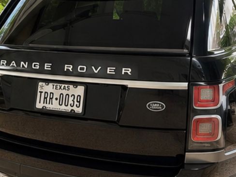 Used 2018 Land Rover Range Rover HSE AWD/4WD image 4