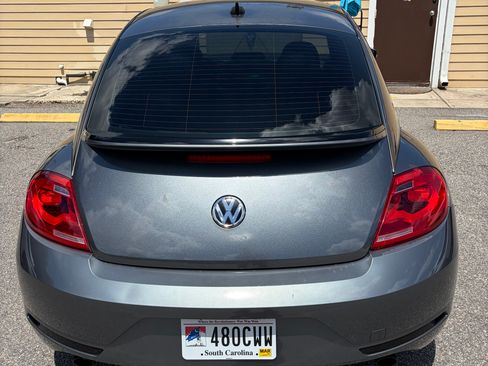 Used 2013 Volkswagen Beetle R-Line FWD image 2