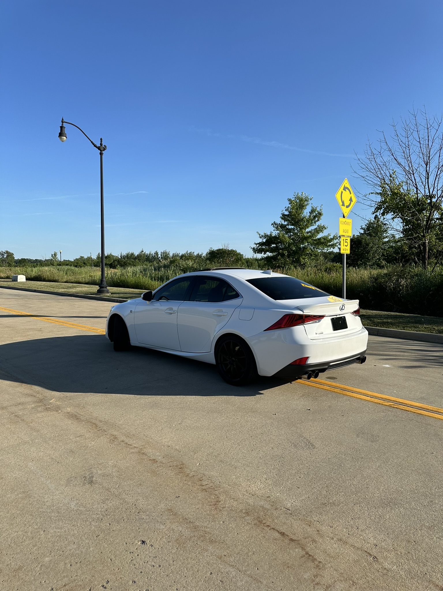 Used 2017 Lexus IS 300 F Sport w/ F Sport Package AWD/4WD image 4