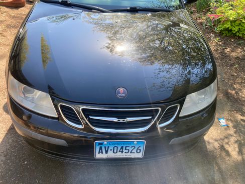 Used 2007 Saab 9-3 2.0T FWD image 2