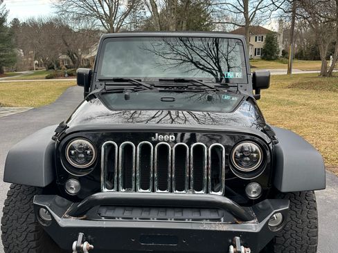Used 2017 Jeep Wrangler Unlimited Sport w/ Quick Order Package 23S AWD/4WD image 5