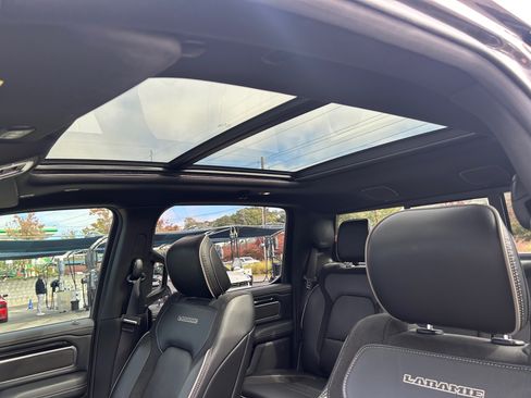 Used 2019 RAM 1500 Laramie w/ Sport Appearance Package image 10