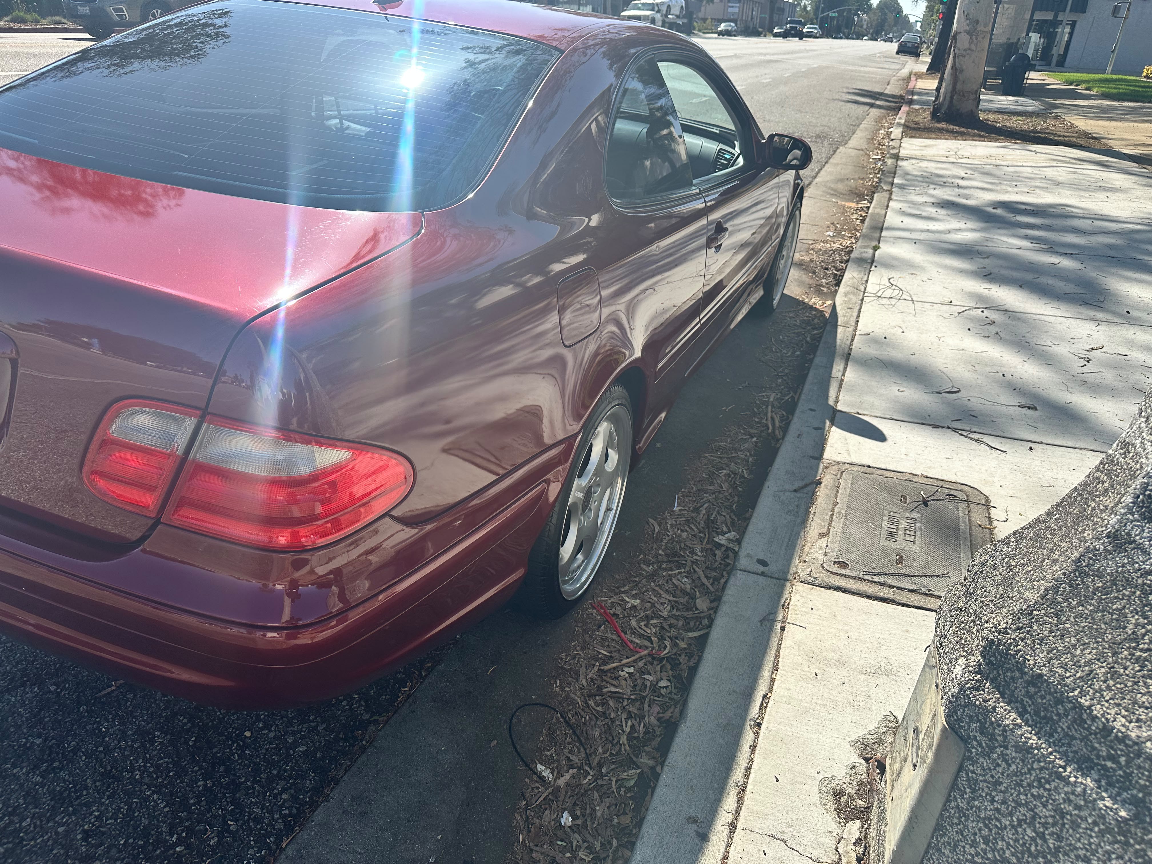 Used 2000 Mercedes-Benz CLK 430 Coupe image 11