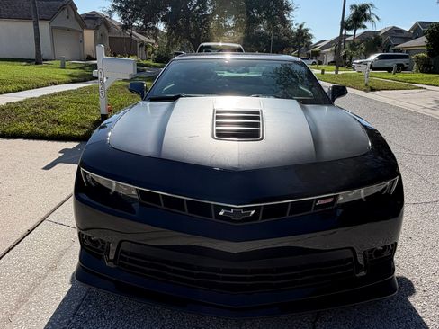 Used 2015 Chevrolet Camaro SS w/ SS Performance Package RWD image 2