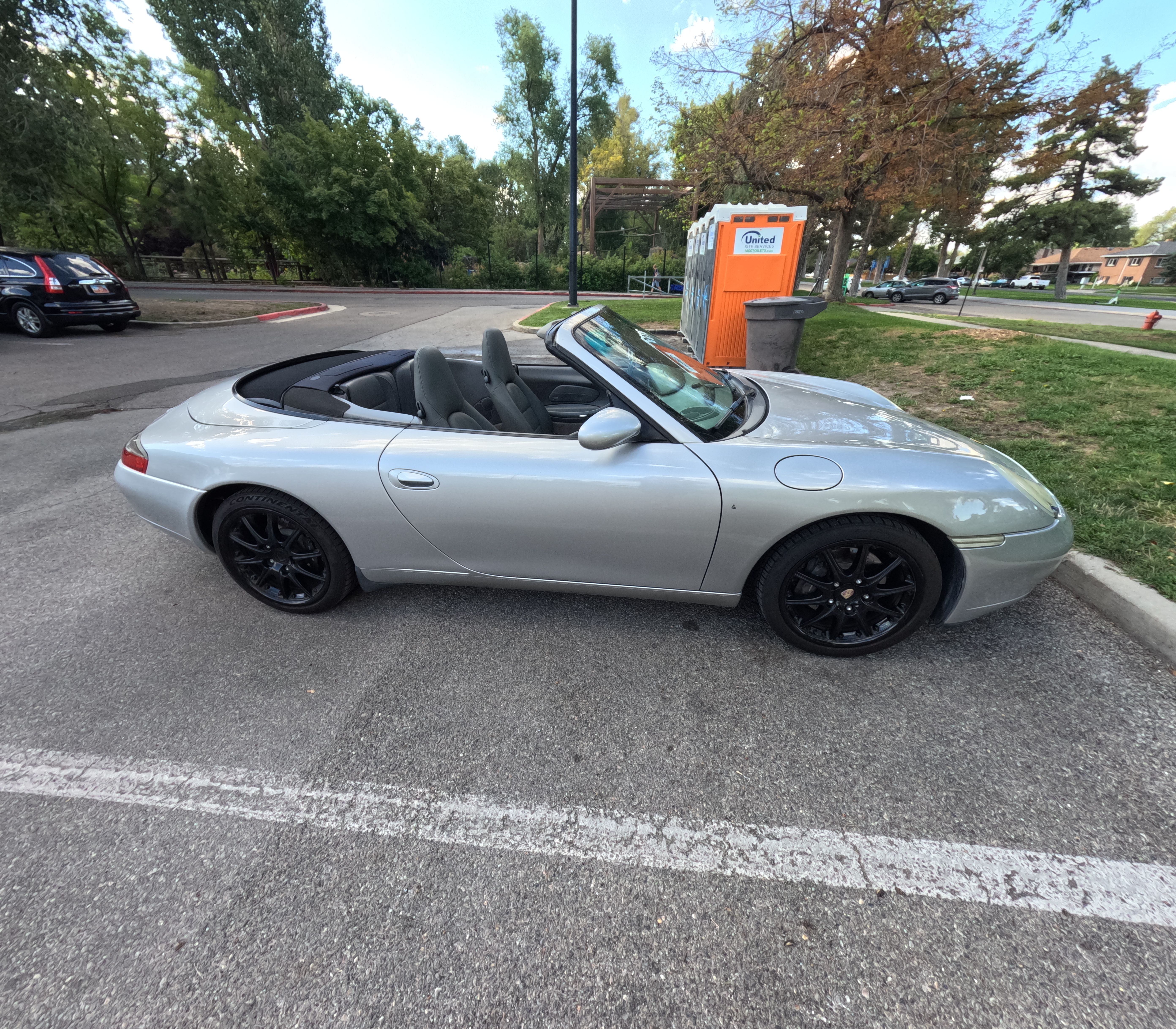 Used 2001 Porsche 911 Cabriolet image 8