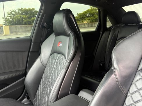 Used 2018 Audi S4 Premium Plus w/ S Sport Package AWD/4WD image 32