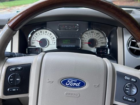 Used 2008 Ford Expedition Limited RWD image 15