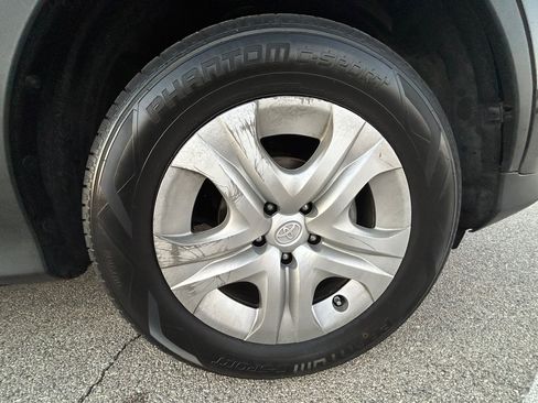 Used 2015 Toyota RAV4 LE image 29