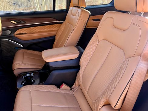 Used 2024 Jeep Grand Cherokee L Summit w/ Advanced Protech Group IV image 5