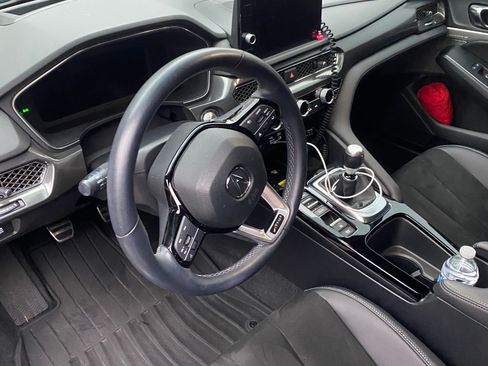 Used 2023 Acura Integra A-Spec image 12