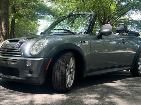 Used 2006 MINI Cooper S FWD image 1
